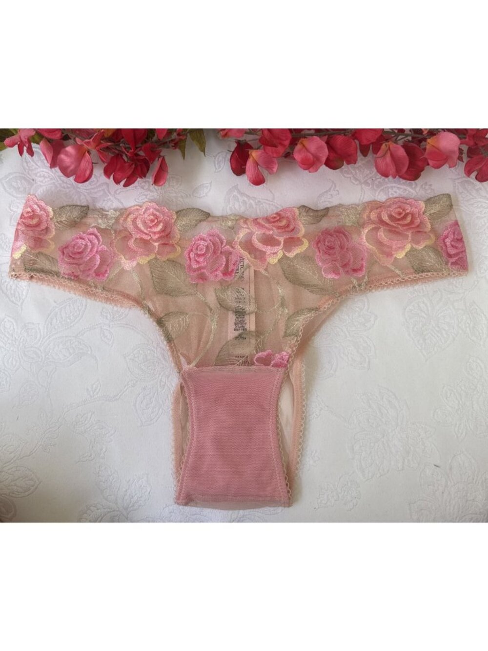 VICTORIA'S SECRET M PINK EMBROIDERED FLORAL HIGH LEG BRAZILIAN PANTIES NWT $30 - Picture 2 of 14
